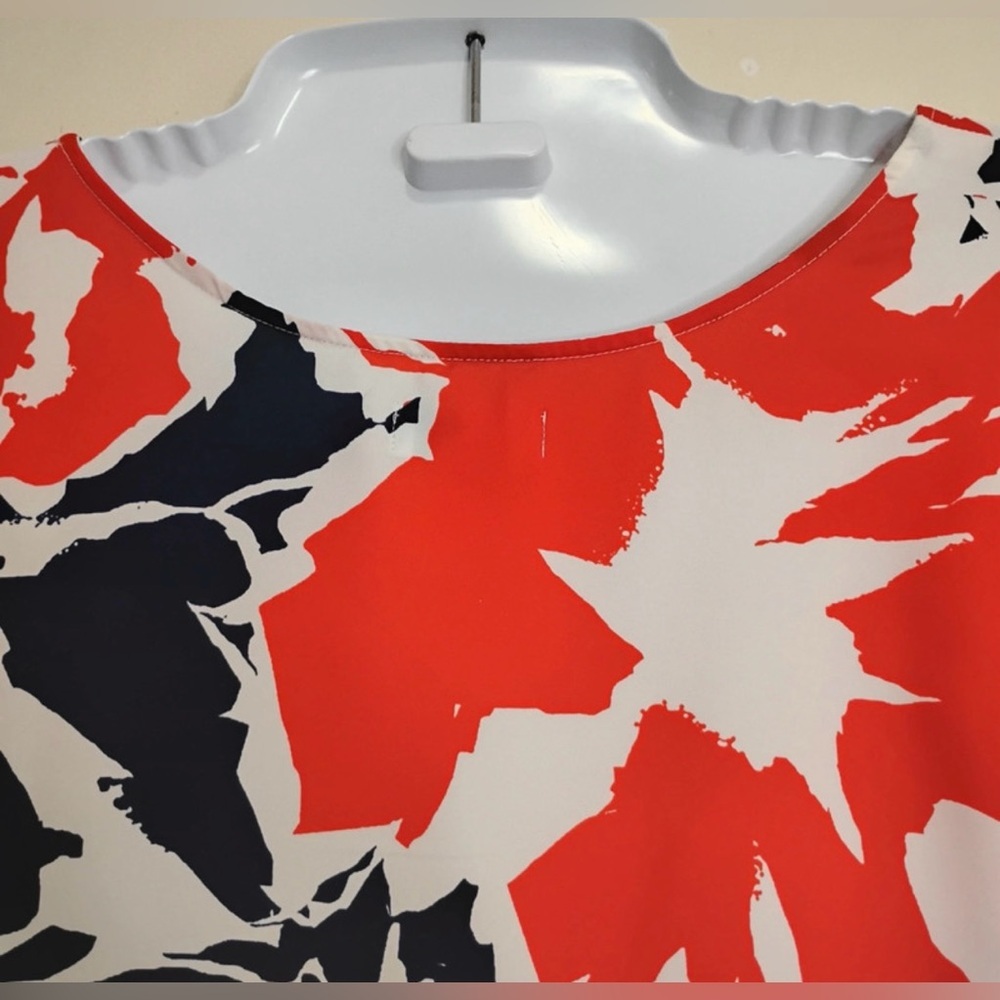 14th & Union Oversized Floral Blouse Size Large - Picture 9 of 11